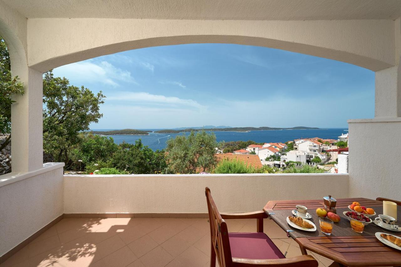 Tilla'S House Hvar Town Eksteriør bilde